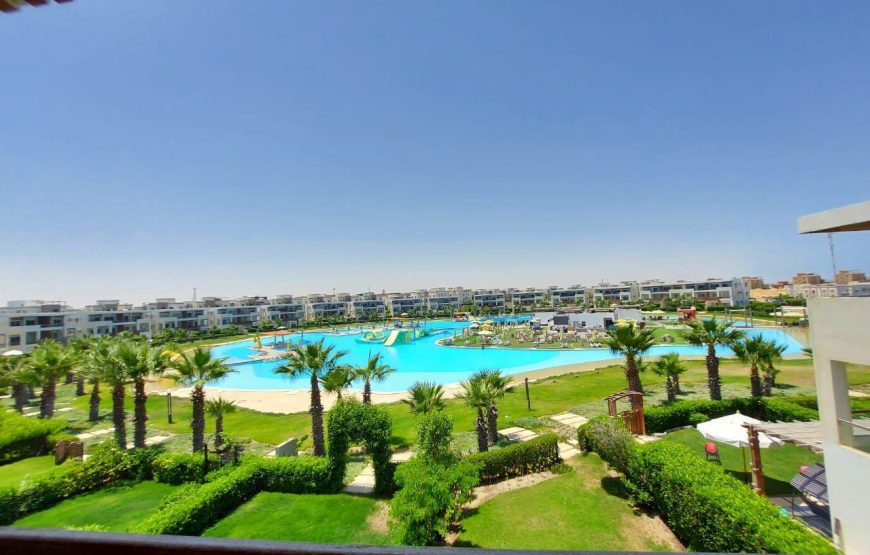 امواج على بحيرة كوستا دايركت