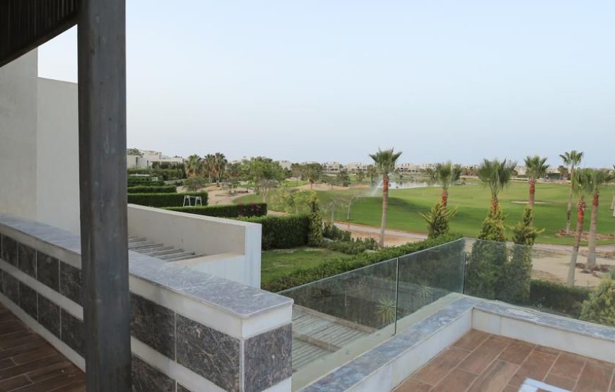 Chalet at Hacienda Bay-First Row Golf 2