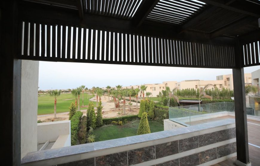 Chalet at Hacienda Bay-First Row Golf 2