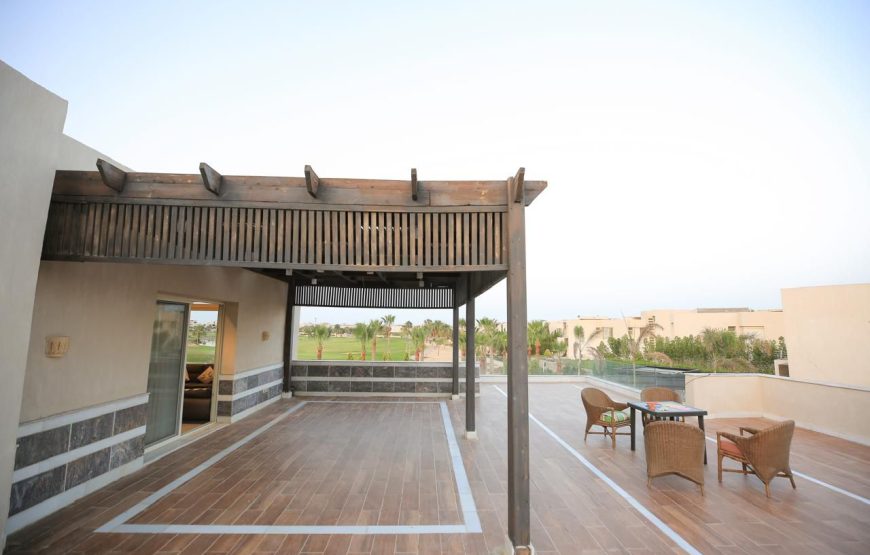 Chalet at Hacienda Bay-First Row Golf 2