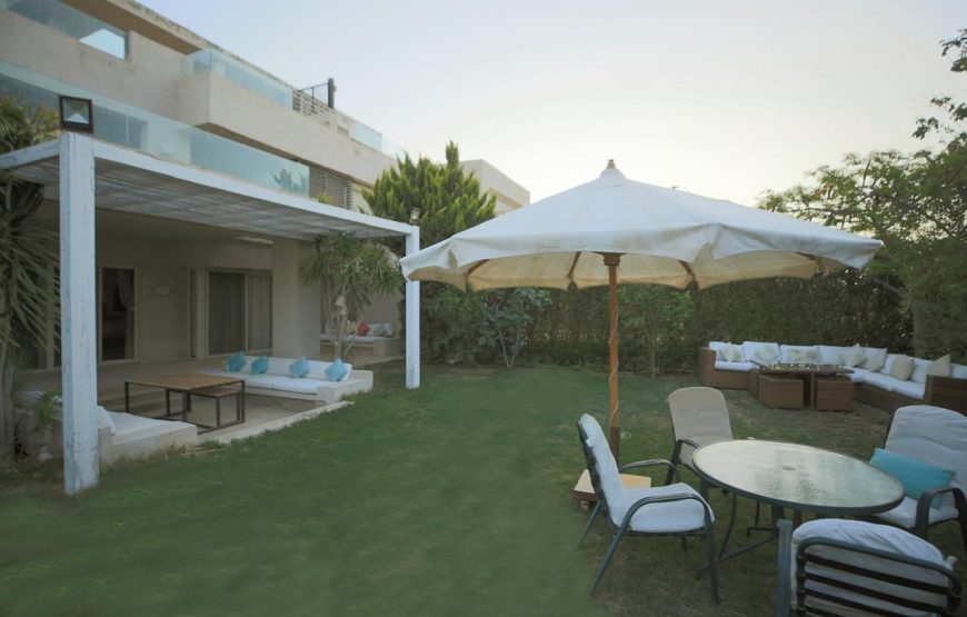 Chalet at Hacienda Bay-Prime location next to club house