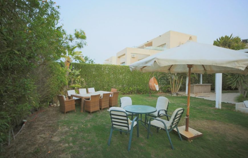 Chalet at Hacienda Bay-Prime location next to club house