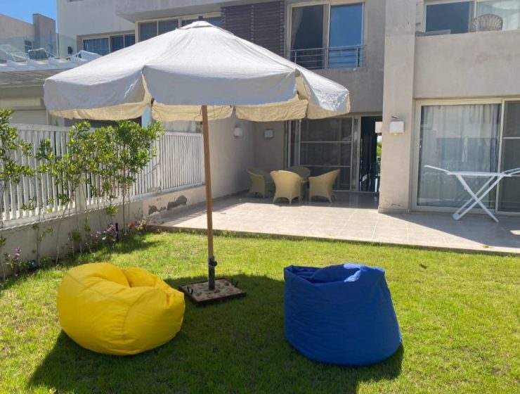 هاسيندا باى ارضى بحديقة